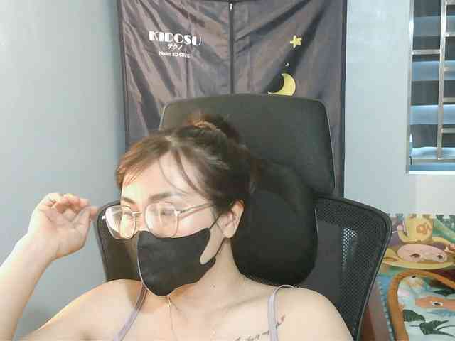 girl30slutty webcam