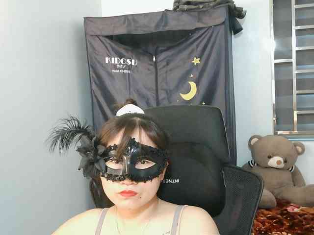 girl30slutty webcam