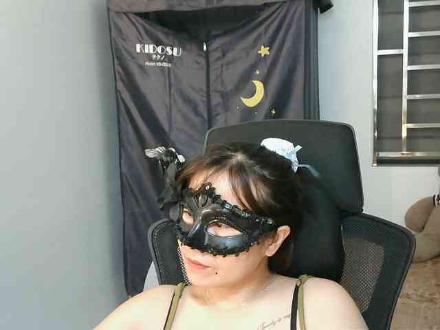 girl30slutty webcam