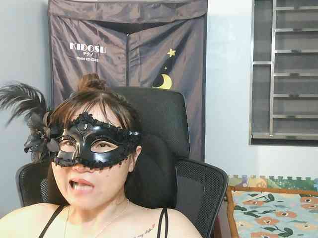 girl30slutty webcam