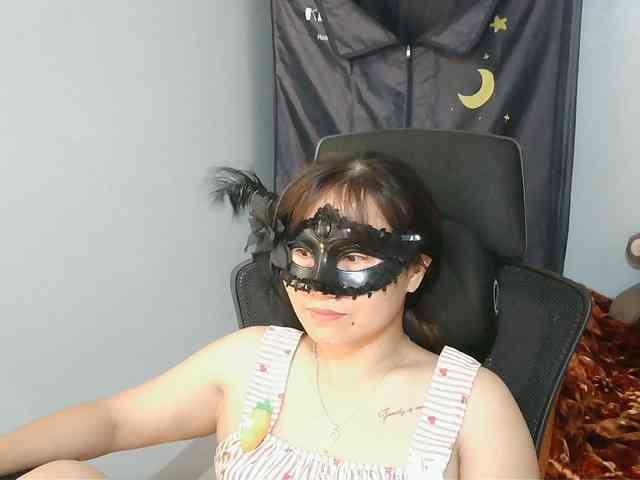 girl30slutty webcam