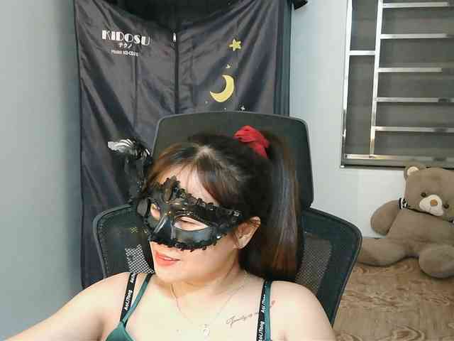 girl30slutty webcam