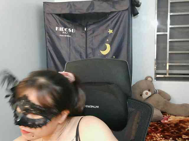 girl30slutty webcam