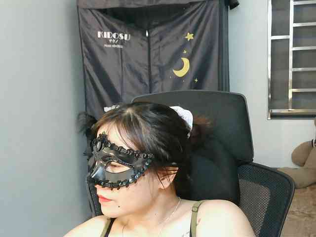 girl30slutty webcam