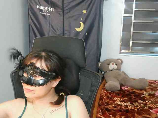 girl30slutty webcam