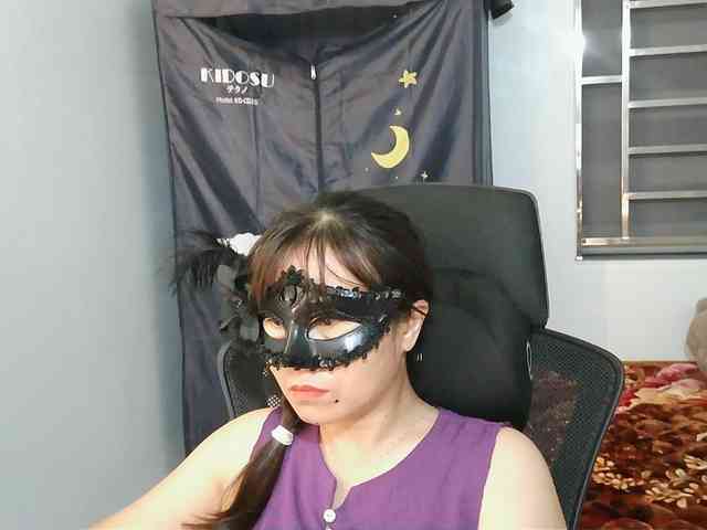 girl30slutty webcam