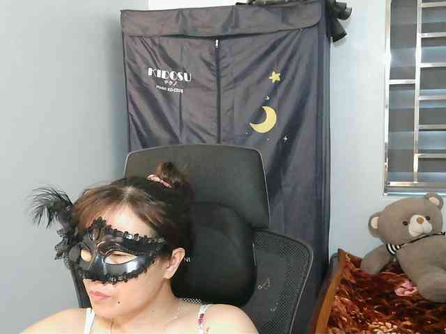 girl30slutty webcam