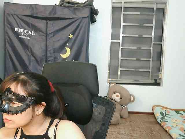 girl30slutty webcam