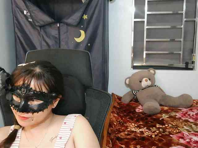 girl30slutty webcam