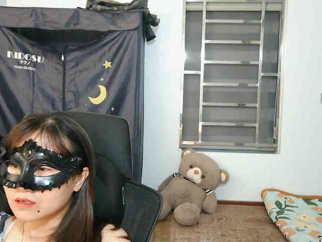 girl30slutty webcam