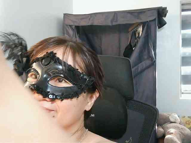 girl30slutty webcam