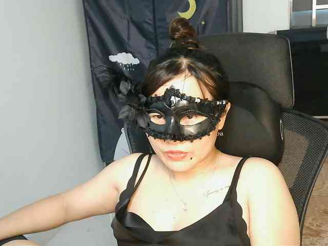 girl30slutty webcam