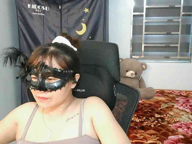 girl30slutty webcam