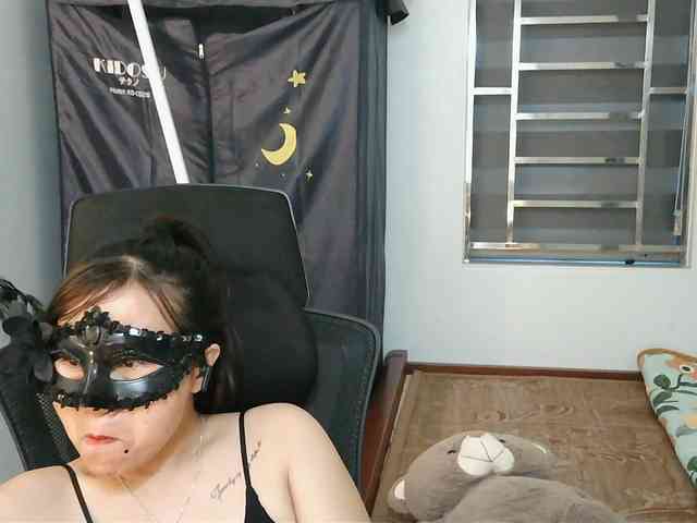 girl30slutty webcam