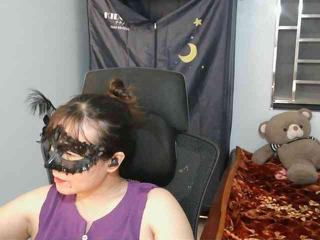 girl30slutty webcam