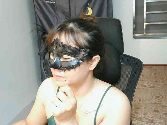 girl30slutty webcam