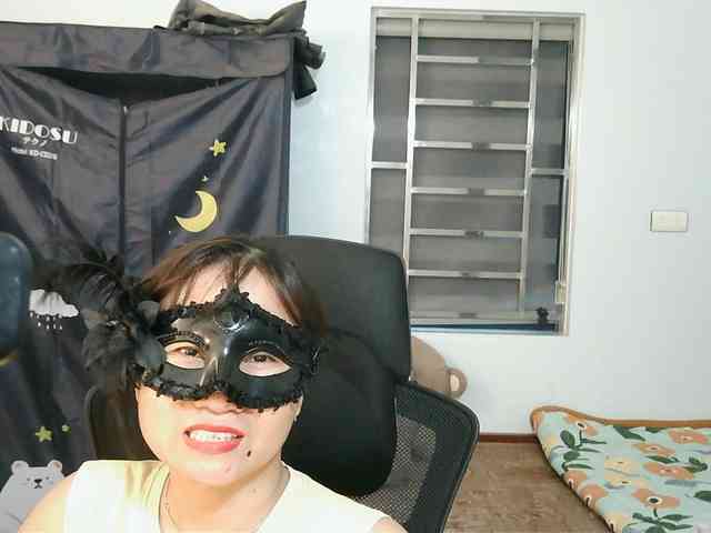 girl30slutty webcam
