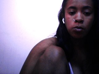 Mayrah's Live Webcam