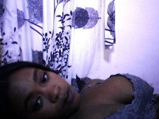 Mayrah's Live Webcam