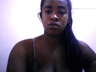 Mayrah's Live Webcam