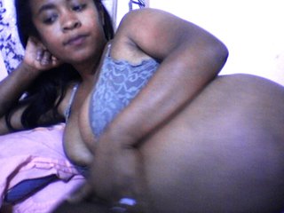 Mayrah's Live Webcam