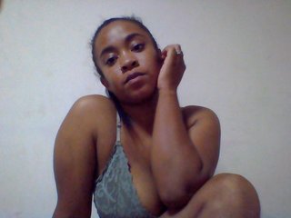 Mayrah's Live Webcam