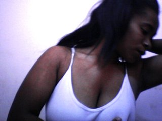 Mayrah's Live Webcam
