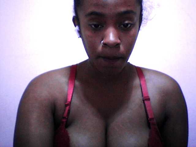 silviaLaBombe live cam on BongaCams