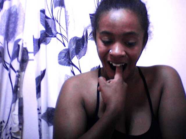 silviaLaBombe live cam on BongaCams
