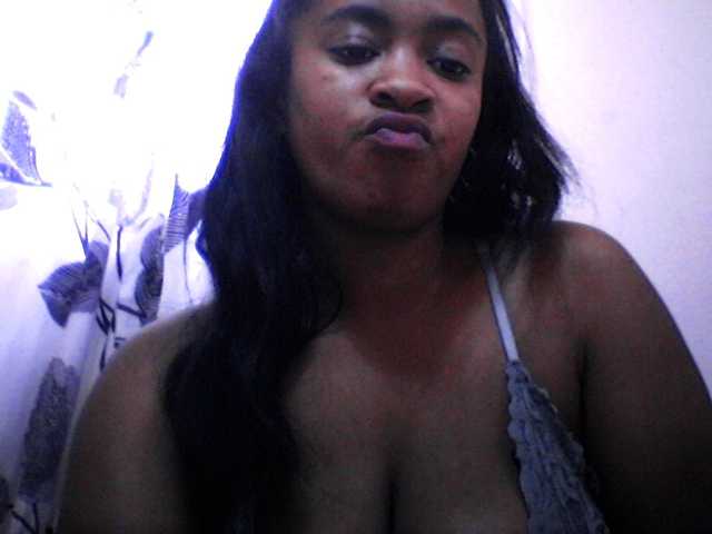 silviaLaBombe live cam on BongaCams