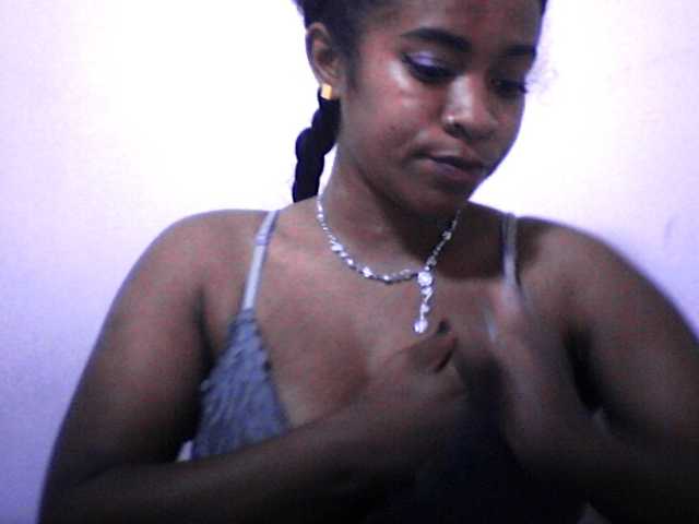 silviaLaBombe live cam on BongaCams
