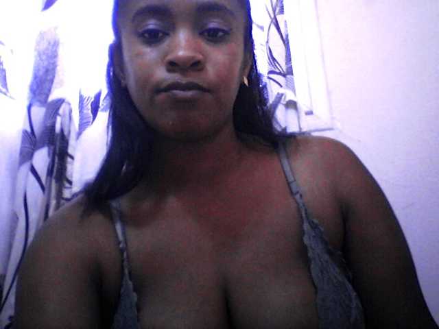 silviaLaBombe live cam on BongaCams