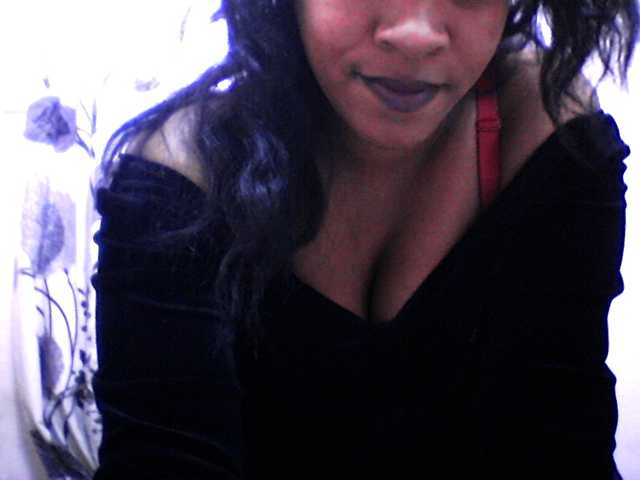 silviaLaBombe live cam on BongaCams