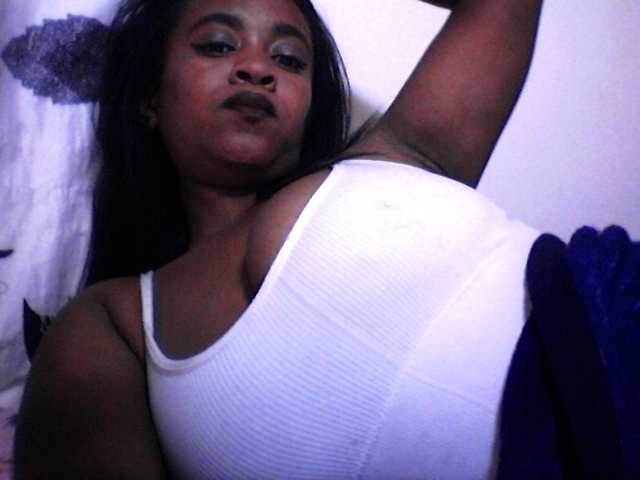silviaLaBombe live cam on BongaCams