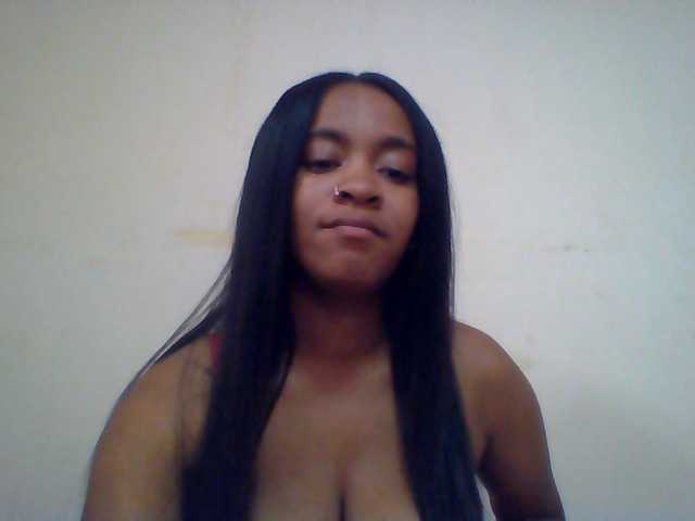 Mayrah — live female cam