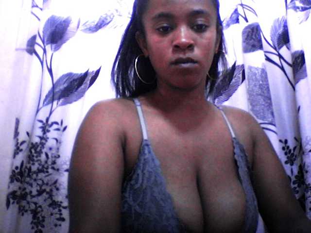 silviaLaBombe live cam on BongaCams