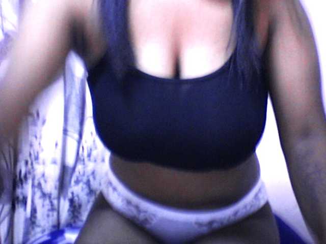 silviaLaBombe live cam on BongaCams