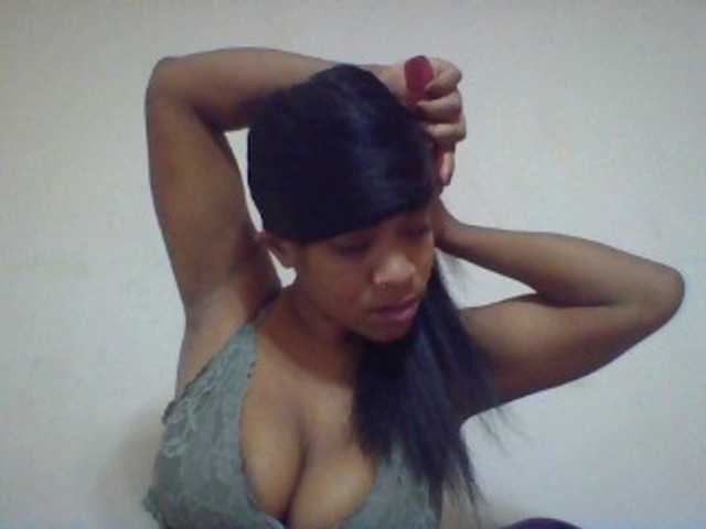 silviaLaBombe live cam on BongaCams