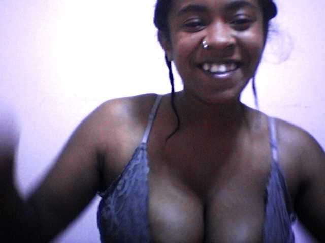 silviaLaBombe live cam on BongaCams