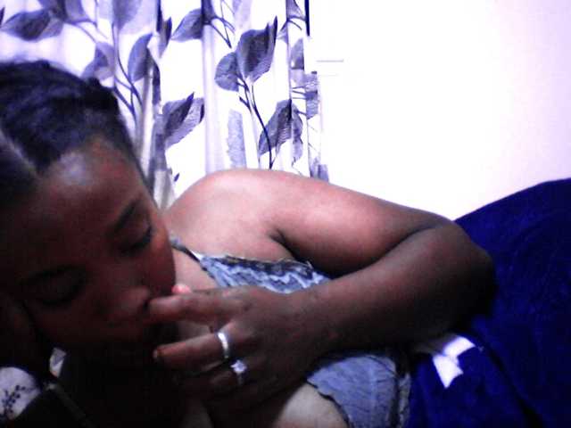 silviaLaBombe live cam on BongaCams