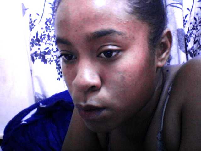 silviaLaBombe's BongaCams show and profile