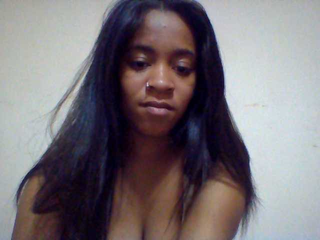 Mayrah — live female cam