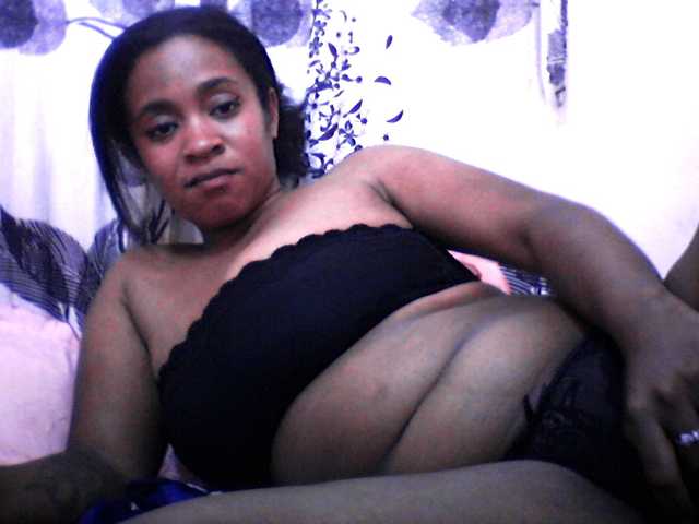 silviaLaBombe live cam on BongaCams