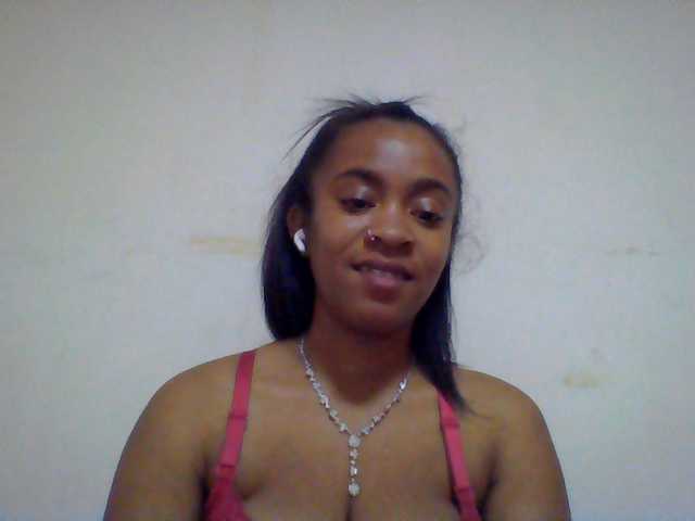 silviaLaBombe live cam on BongaCams