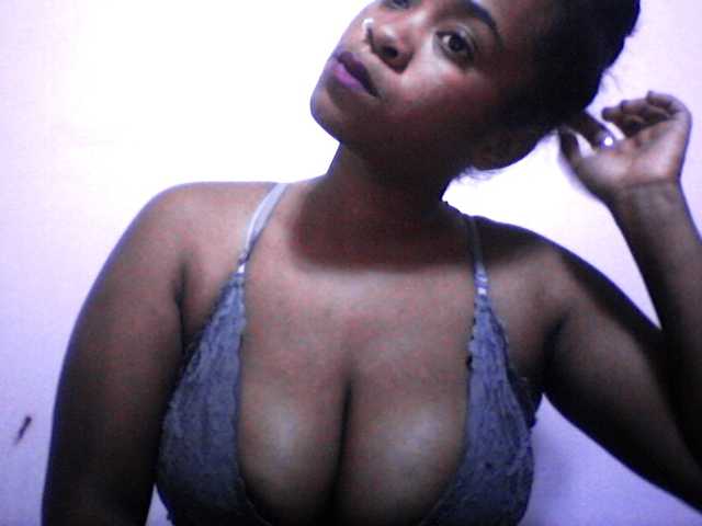 silviaLaBombe live cam on BongaCams