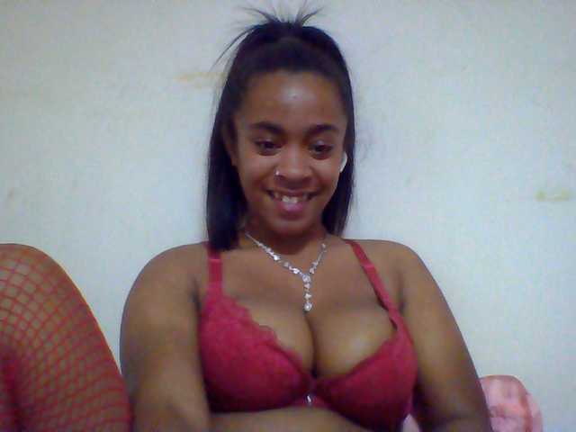 silviaLaBombe live cam on BongaCams