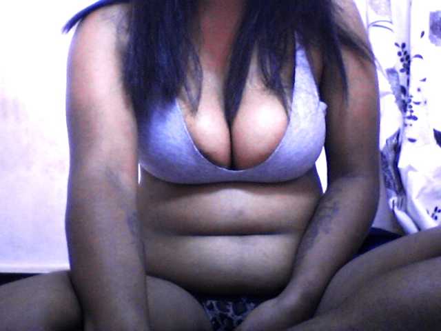 silviaLaBombe live cam on BongaCams