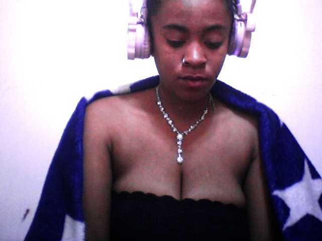 silviaLaBombe live cam on BongaCams