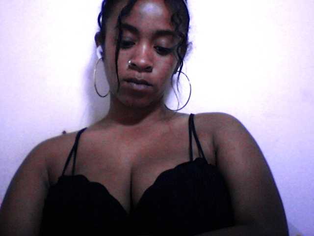silviaLaBombe live cam on BongaCams
