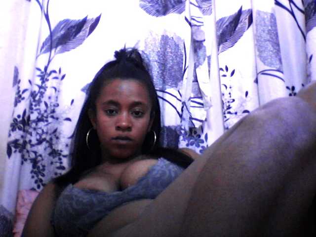 silviaLaBombe live cam on BongaCams